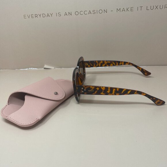 Minue | Loren Sunglasses in Carey - Picture 4 of 5